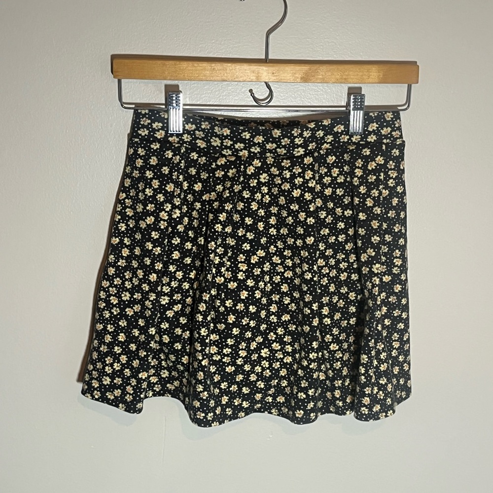 SO Black Mini Skirt with light yellow/green and red/orange Floral Pattern